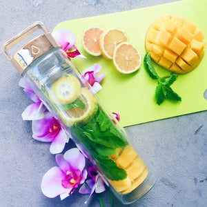 Lemon Mango & Mint Detox water // @caligirlgetsfit