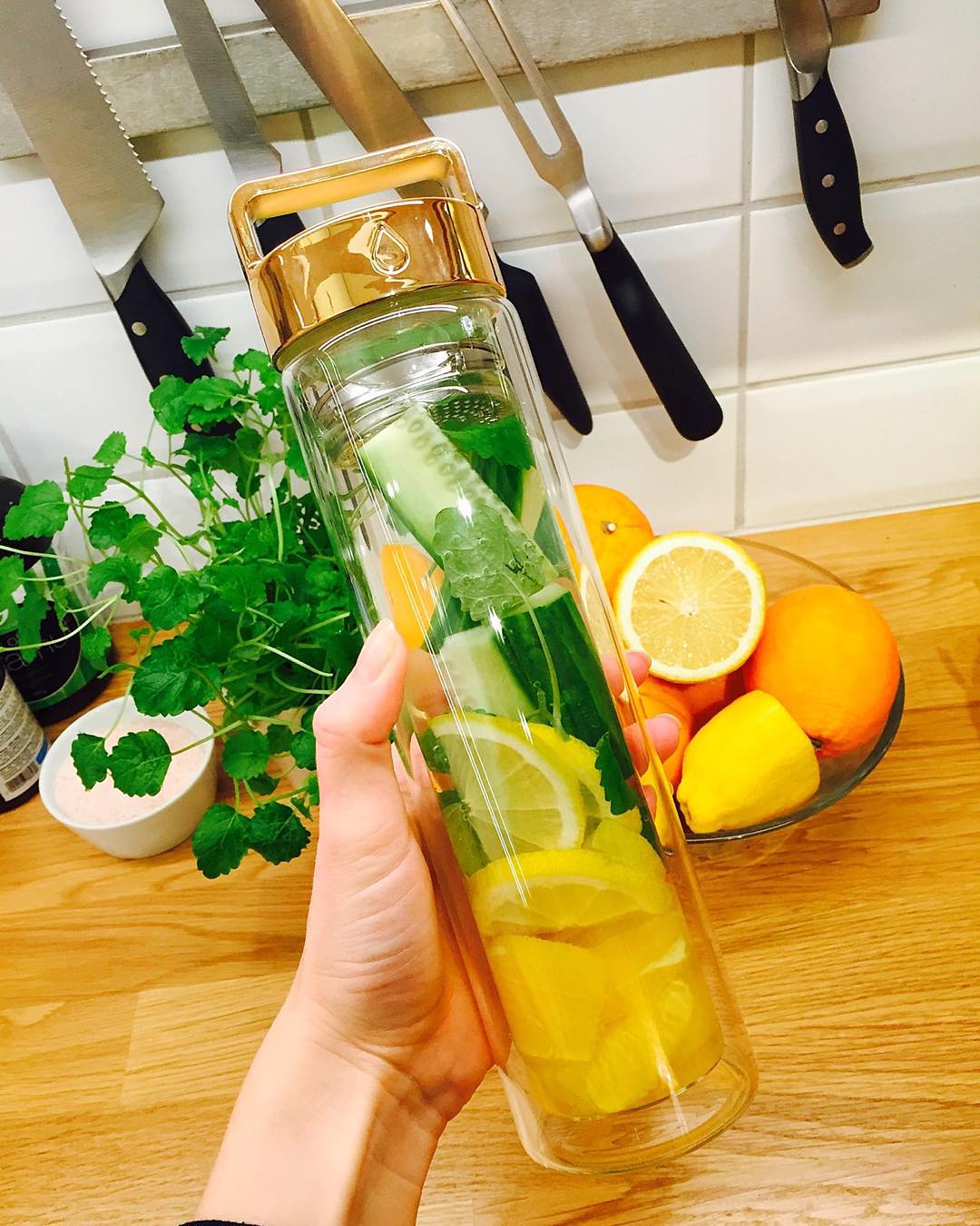 Cucumber, Wild Mint, Lemon & Orange Detox Water // @amandadorothea