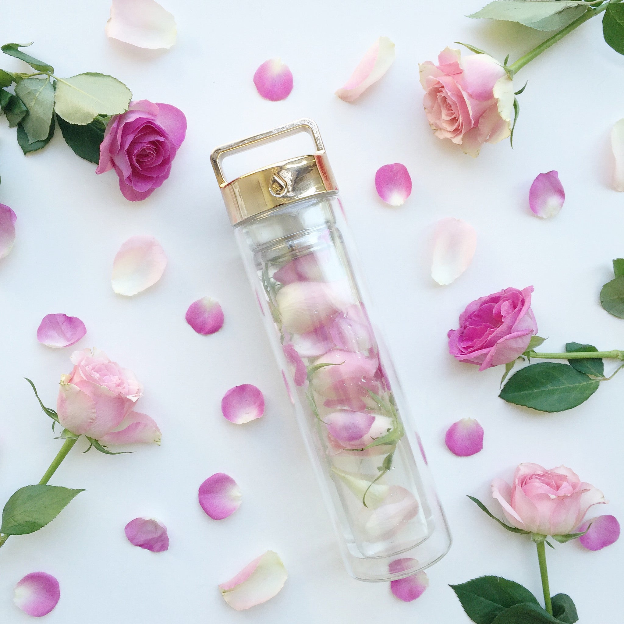 Rose Detox Water // by @jodianne_